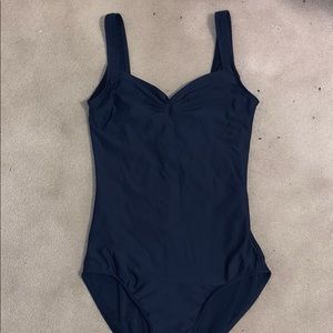 navy blue wear moi leotard!